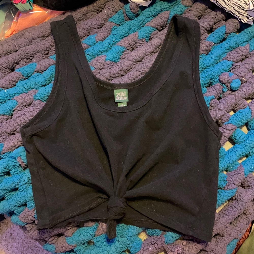 Black Cropped tank top wild fable size S